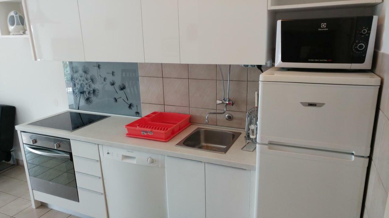 Apartments Dora Banjol エクステリア 写真